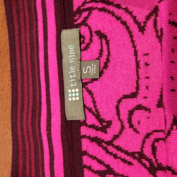 Title Nine sweater skirt - Picture 2 of 9